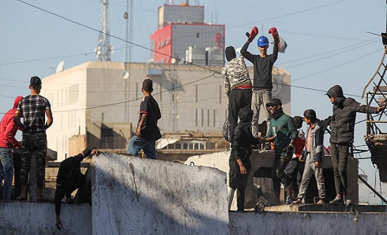 القوات العراقية للمحتجين: قطع الطرقات تخريب