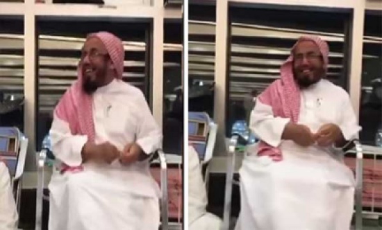 فيديو: المطلق يُفجر ضحك الحاضرين برده على سؤال حكم أداء العمرة عن والدة زوجتك؟ فيديو: المطلق يُفجر ضحك الحاضرين برده على سؤال حكم أداء العمرة عن والدة زوجتك؟