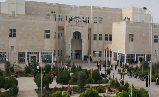 اختتام دورة تدريبية بجامعة آل البيت في الإعلام اختتام دورة تدريبية بجامعة آل البيت في الإعلام