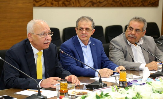 مذكرة تفاهم بين "المهندسين" و"الشرق الاوسط" لتدريب وتشغيل طلبة الهندسة في سوق العمل مذكرة تفاهم بين "المهندسين" و"الشرق الاوسط" لتدريب وتشغيل طلبة الهندسة في سوق العمل