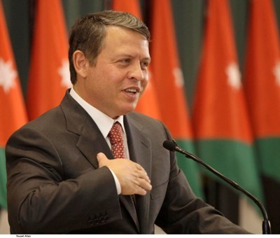 الملك يجري مباحثات مع قداسة بابا الفاتيكان