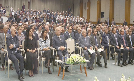 الأمير الحسن يكرم المشاريع الفائزة بجائزة الحسن للتميز العلمي للعام الحالي الأمير الحسن يكرم المشاريع الفائزة بجائزة الحسن للتميز العلمي للعام الحالي