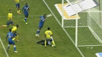 أهداف مضحكة في الملاعب السعودية