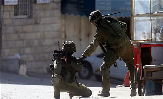 إصابة طفل فلسطيني برصاص الجيش الإسرائيلي شمالي القدس إصابة طفل فلسطيني برصاص الجيش الإسرائيلي شمالي القدس