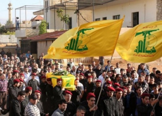 الحر: "حزب الله" دفن مسلحين تابعين له في 6 مقابر جماعية بسوريا الحر: "حزب الله" دفن مسلحين تابعين له في 6 مقابر جماعية بسوريا