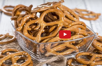 بالفيديو  : كيف يصنع الكعك البنسلفاني التقليدي