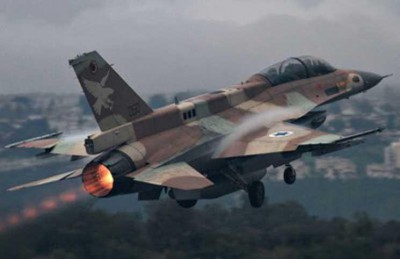 استشهاد فلسطيني واصابة ثلاثة آخرين في غارة جوية إسرائيلية على قطاع غزة استشهاد فلسطيني واصابة ثلاثة آخرين في غارة جوية إسرائيلية على قطاع غزة