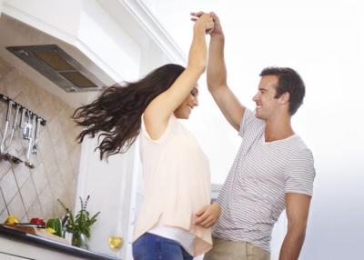 كيف تحسن علاقتك الزوجية في 5 ثوان كيف تحسن علاقتك الزوجية في 5 ثوان