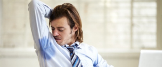 حتى لا يواجهك زملاؤك صراحةً.. إليك 8 نصائح حول نظافتك في عملك حتى لا يواجهك زملاؤك صراحةً.. إليك 8 نصائح حول نظافتك في عملك