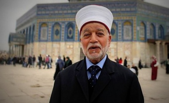 مفتي القدس يدين اقتحامات المستوطنين للأقصى مفتي القدس يدين اقتحامات المستوطنين للأقصى