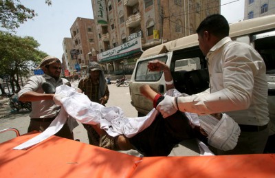 مقتل 176 شخصا في ضربات جوية ومعارك في اليمن الاثنين مقتل 176 شخصا في ضربات جوية ومعارك في اليمن الاثنين