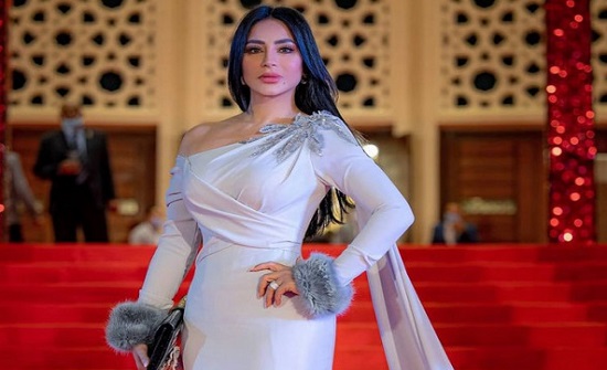 صورة : مي العيدان تذكّر الجمهور بشكل لجين عمران منذ 12 عاماً صورة : مي العيدان تذكّر الجمهور بشكل لجين عمران منذ 12 عاماً