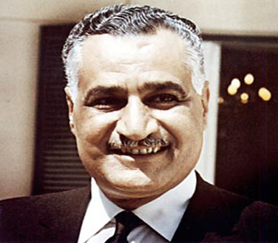 ضبط مقتنيات شخصية للزعيم المصري الراحل عبد الناصر قبل تهريبها ضبط مقتنيات شخصية للزعيم المصري الراحل عبد الناصر قبل تهريبها
