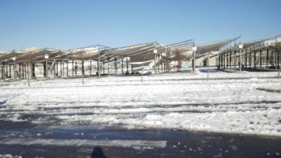 طرق المملكة سالكة بحذر بسبب تشكل الانجماد