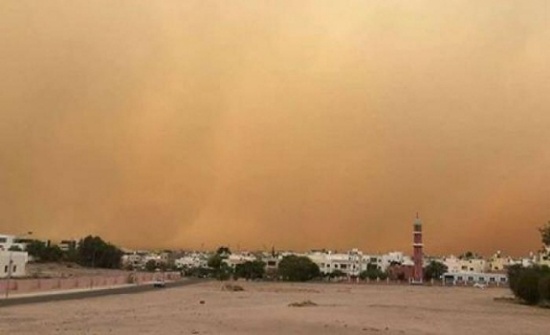 شاهداو بالصور والفيديو / عاصفة رملية تضرب العقبة شاهداو بالصور والفيديو / عاصفة رملية تضرب العقبة