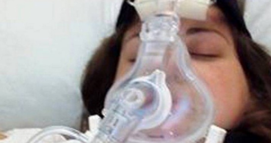 بالصور.. كادت أن تفارق الحياة بسبب لدغة عنكبوت صغيرة!