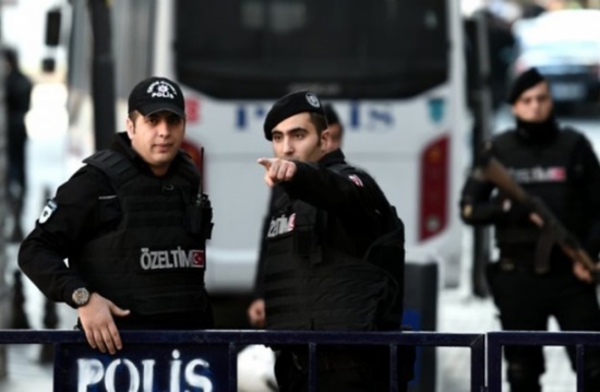 في تركيا.. قتلوا ابنتهم وأخفوها 21 عاما في تركيا.. قتلوا ابنتهم وأخفوها 21 عاما