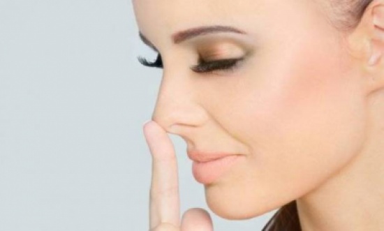 كيف تصغرين أنفك بواسطة الزنجبيل؟