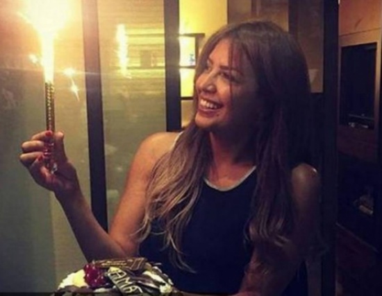 أمل بوشوشة تحتفل بعيد ميلادها مع صديقاتها.. بالصور أمل بوشوشة تحتفل بعيد ميلادها مع صديقاتها.. بالصور