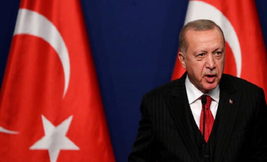 أردوغان لترامب: أتمنى أن تسهم مساعداتنا الطبية المتواضعة في دعم كفاحكم ضد وباء كورونا أردوغان لترامب: أتمنى أن تسهم مساعداتنا الطبية المتواضعة في دعم كفاحكم ضد وباء كورونا
