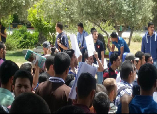 طلاب في كلية الهندسة التكنلوجية "البوليتكنك" يبدؤون اعتصاماً مفتوحاً