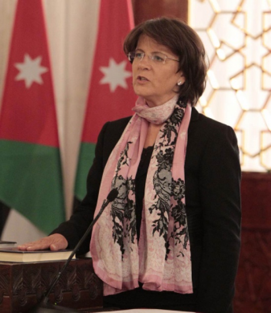 عناب تبحث التبادل السياحي مع لبنان غدا