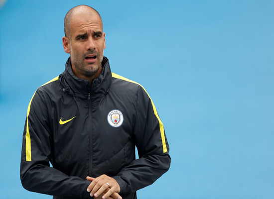 جوارديولا يطالب توريه بالاعتذار قبل السماح له باللعب