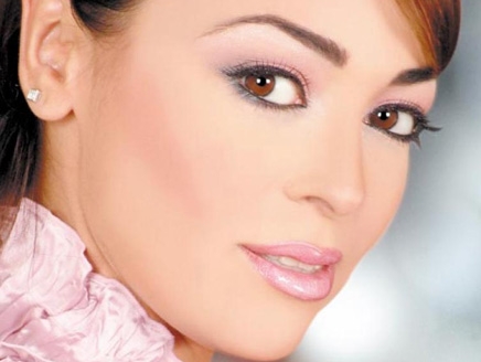 داليا البحيري كوميديانة للمرة الأولى داليا البحيري كوميديانة للمرة الأولى