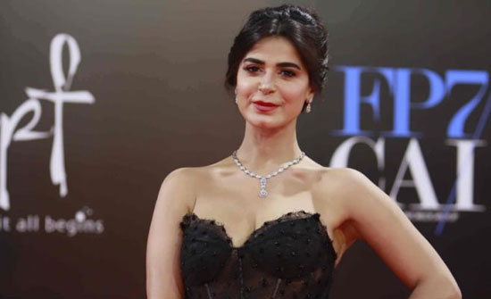 رانيا منصور تستعرض جمالها بتمارين شاقة من الجيم.. فيديو رانيا منصور تستعرض جمالها بتمارين شاقة من الجيم.. فيديو