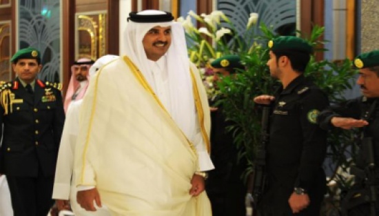 أمير قطر: الحل في سورية يجب أن يكون سياسياً أمير قطر: الحل في سورية يجب أن يكون سياسياً