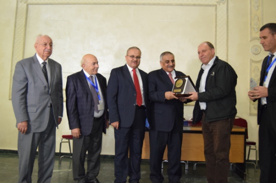 جامعة إربد الأهلية تشارك في تكريم العالم الدولي الأردني البروفسور محمد عبيدات جامعة إربد الأهلية تشارك في تكريم العالم الدولي الأردني البروفسور محمد عبيدات