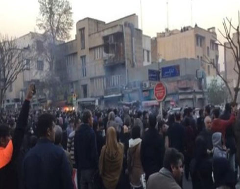 الداخلية الإيرانية تحذر المتظاهرين: ستدفعون الثمن