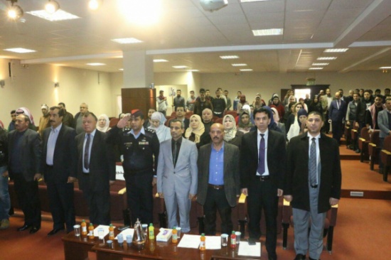 كلية عمان الجامعية تحتفل بالعيد السادس والخمسين لميلاد القائد..صور