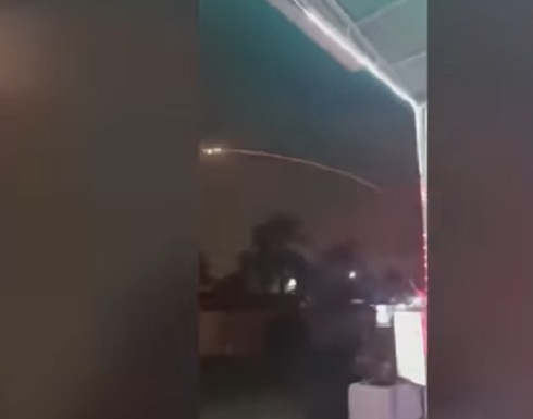 بالفيديو : استهداف السفارة الأمريكية في بغداد بقصف صاروخي بالفيديو : استهداف السفارة الأمريكية في بغداد بقصف صاروخي