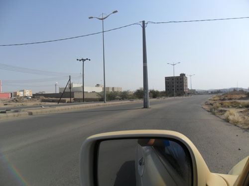 الامانة ازاحت (3) اعمدة كهرباء معترضة السعة التنظيمية للشوارع الامانة ازاحت (3) اعمدة كهرباء معترضة السعة التنظيمية للشوارع