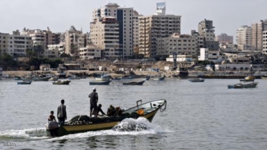 إسرائيل تضيق على الصيادين الفلسطينيين إسرائيل تضيق على الصيادين الفلسطينيين