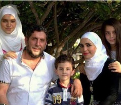 بالصور : محمد قنوع ينشر صور عائلته لأوّل مرّة بالصور : محمد قنوع ينشر صور عائلته لأوّل مرّة