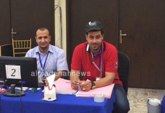الجيزة.. ناخبون يصفون عملية الاقتراع بـ"السلسة" الجيزة.. ناخبون يصفون عملية الاقتراع بـ"السلسة"
