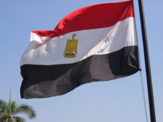 ينطلق بدراجة بخارية من سويسرا لليابان رافعاً علم مصر ينطلق بدراجة بخارية من سويسرا لليابان رافعاً علم مصر