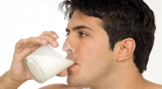 هل يجب الابتعاد عن الحليب وقت تناول المضادات الحيوية؟ هل يجب الابتعاد عن الحليب وقت تناول المضادات الحيوية؟