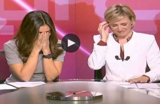 مذيعتان لبنانيتان تدخلان في نوبة ضحك على الهواء (شاهد)