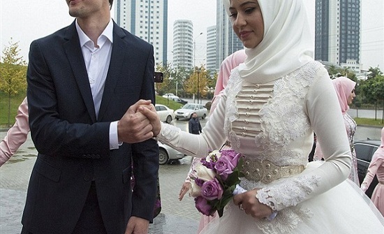 لا للطلاق.. حملة لرد الأزواج إلى زوجاتهم "ولو بالعنف"