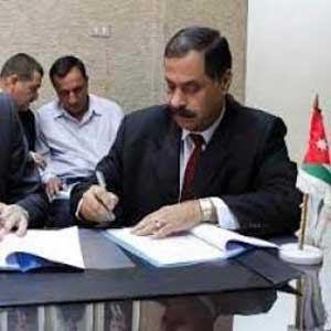 العقرباوي يثمن دور الهيئات الدولية لتطوير المخيمات العقرباوي يثمن دور الهيئات الدولية لتطوير المخيمات