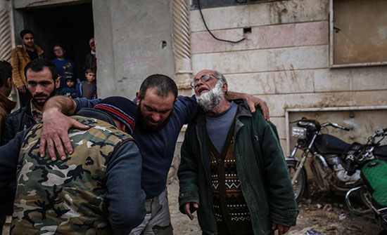 غراهام: نقف إلى جانب تركيا ويجب حظر الطيران فوق إدلب