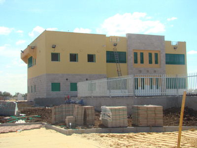 مباشرة بناء مدرستي الشجرة الاساسية ورفيدة الاسلمية بالرمثا