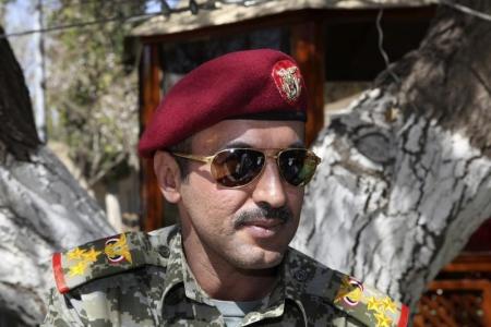 " هادي " يقيل نجل " صالح " من منصبه