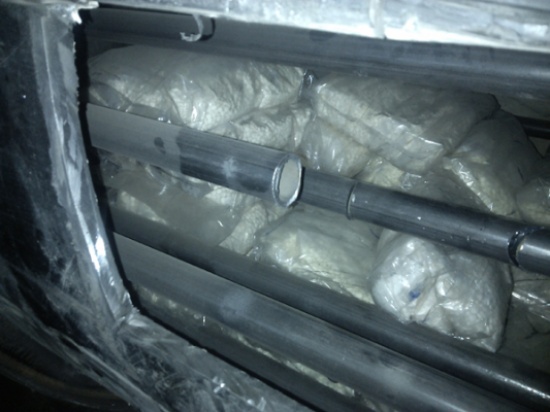 بالصور : احباط تهريب مليون حبة مخدرة داخل بويلر كبير