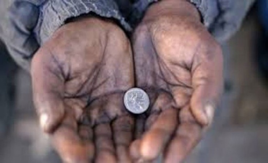 معان.. متسولون يستغلون الأطفال لجمع المال