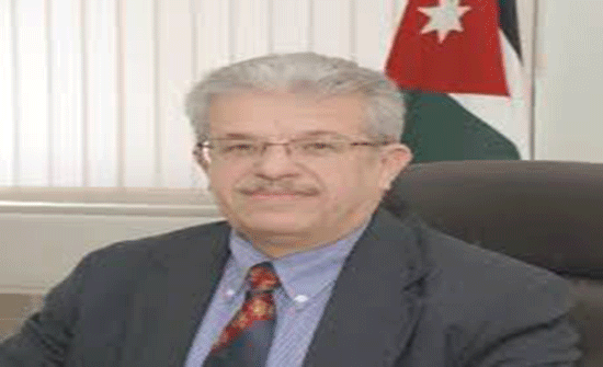 رئيس " اليرموك " يشيد بتميز الطالبة العمايرة رئيس " اليرموك " يشيد بتميز الطالبة العمايرة