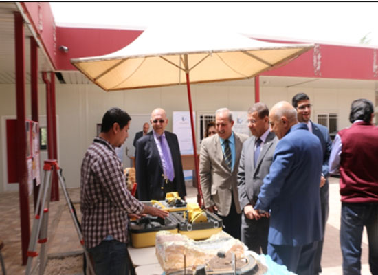 التفكير خارج الصندوق عنوان لليوم العلمي للكليات العلمية في " الشرق الأوسط"